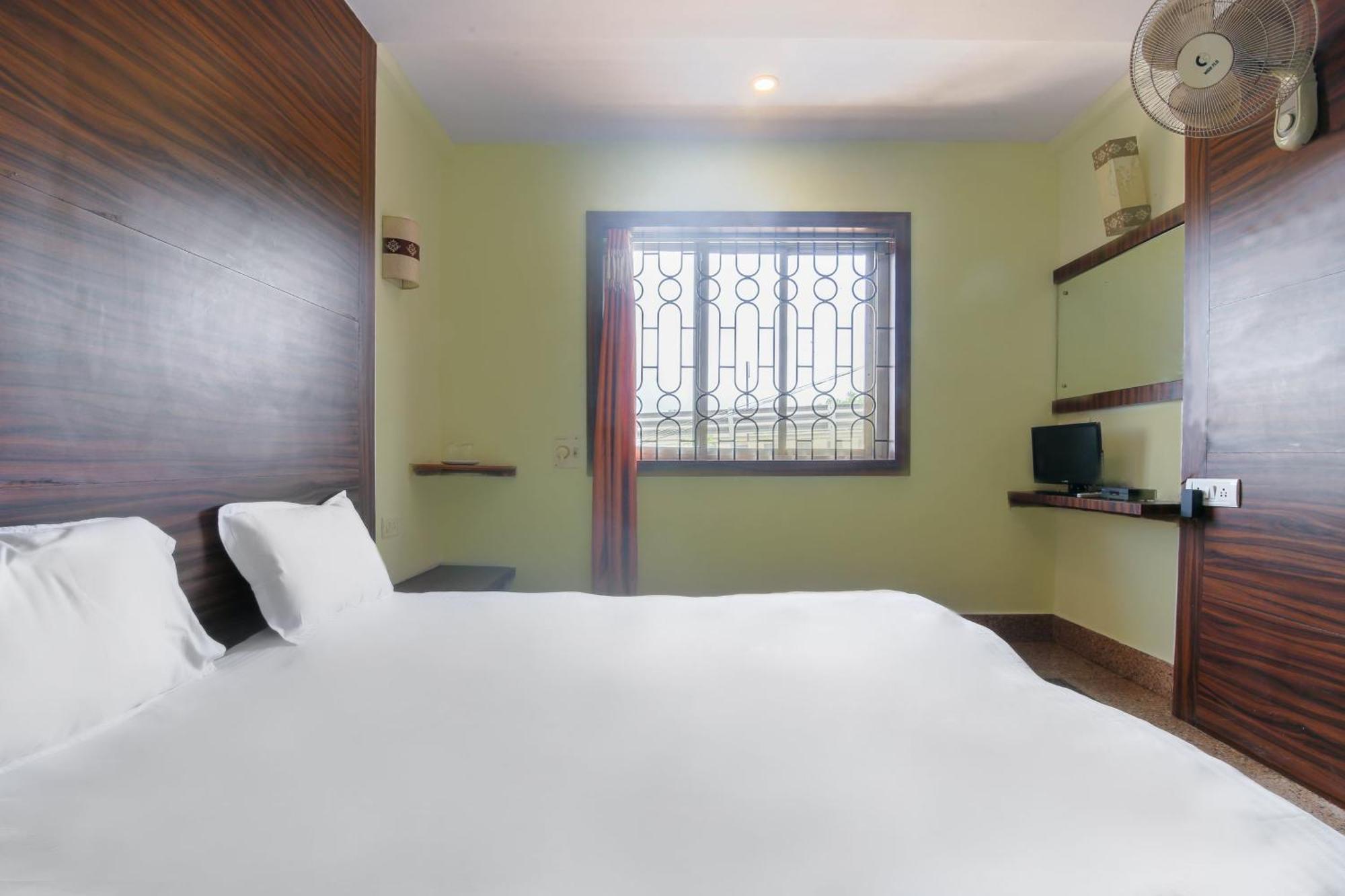Hotel O Venkatesh Leela Hotel Ponda Bagian luar foto